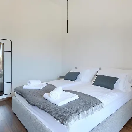 Villa In Istra With Heated Pool *